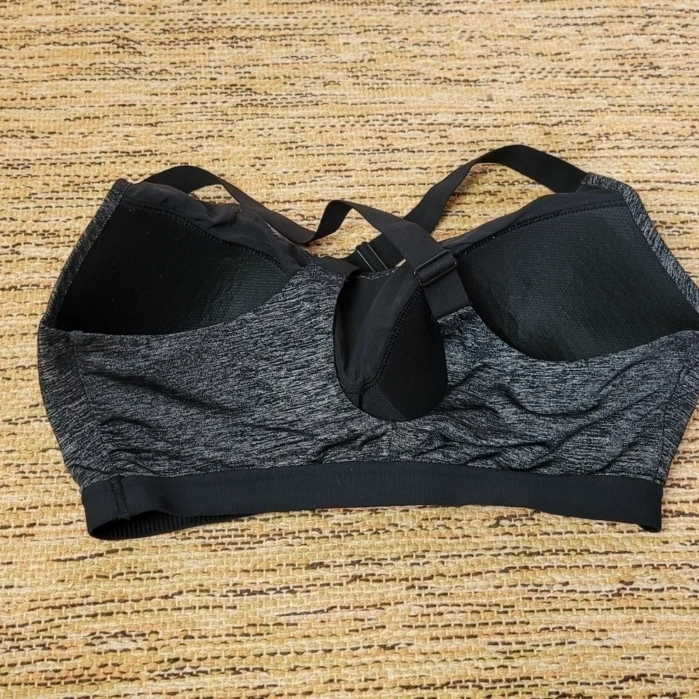 Lightweight by Victoria's Secret Sport Bra - Picture 5 of 8